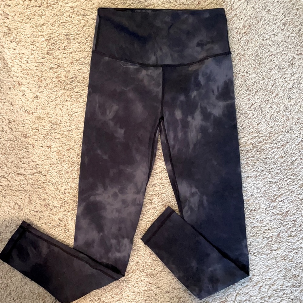 Never Giving Up Tie Dye Leggings from Pink Lily Boutique